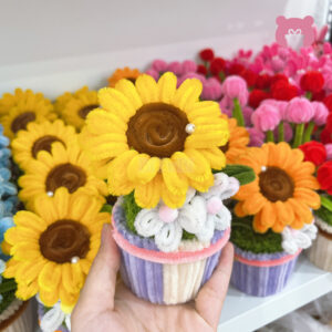 B2BQT0001-Chau-cay-hoa-huong-duong-mini-de-ban-handmade 3